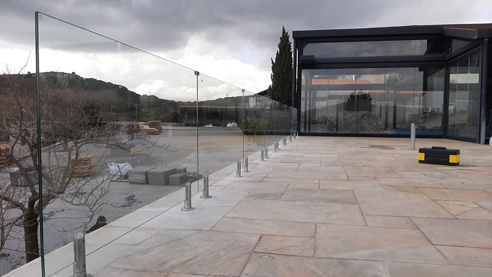 Κάγκελα 8